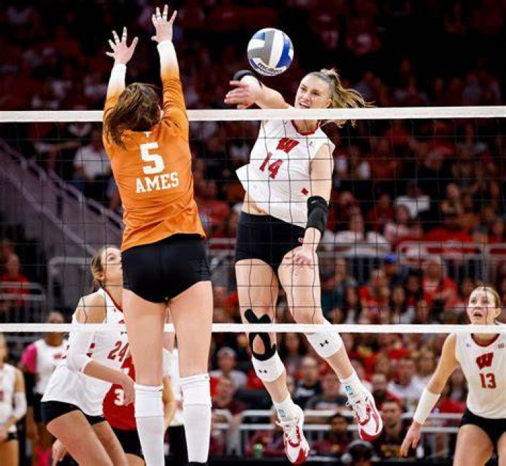 Smrek Wisconsin is a volleyball player