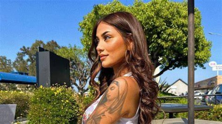Sofia Mancilla promotes many products