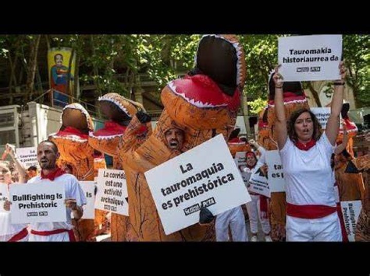 Spain Running Nudes