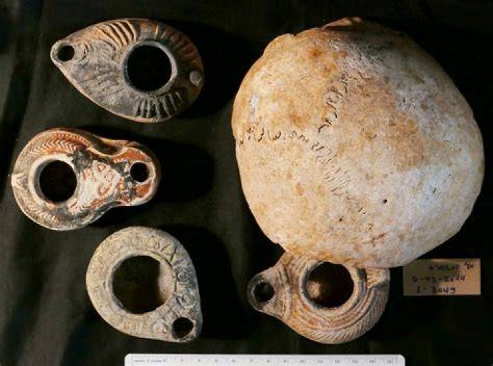 Teomim Oil Lamps