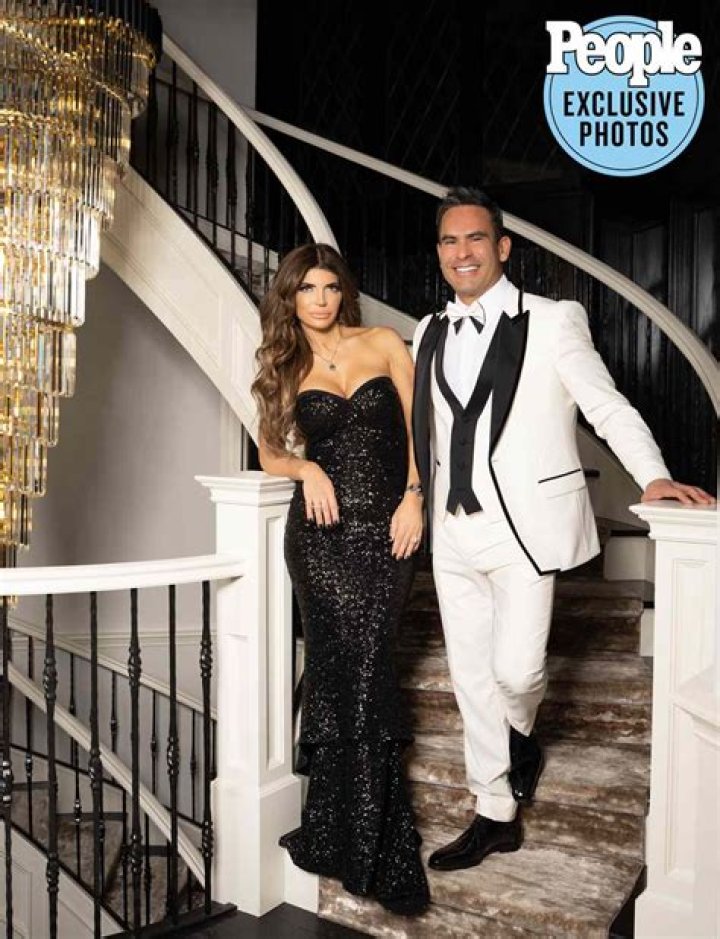 
Teresa Giudice on Hitting a ‘Wow Factor’ in 2022, from Her Fairy Tale Wedding to Finding Acceptance 