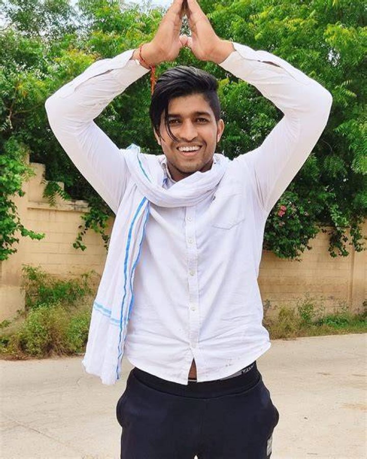 Thara Bhai Joginder commercializes for the Raymond brand