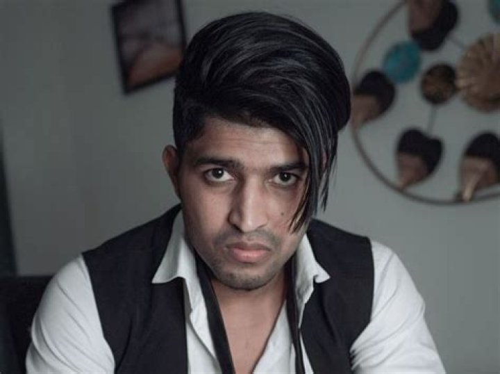 Thara Bhai Joginder featured in Do Ghoot Maarle Hooke Ki