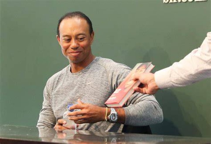 Tiger Woods Mugshot Is Taking The Internet By Storm