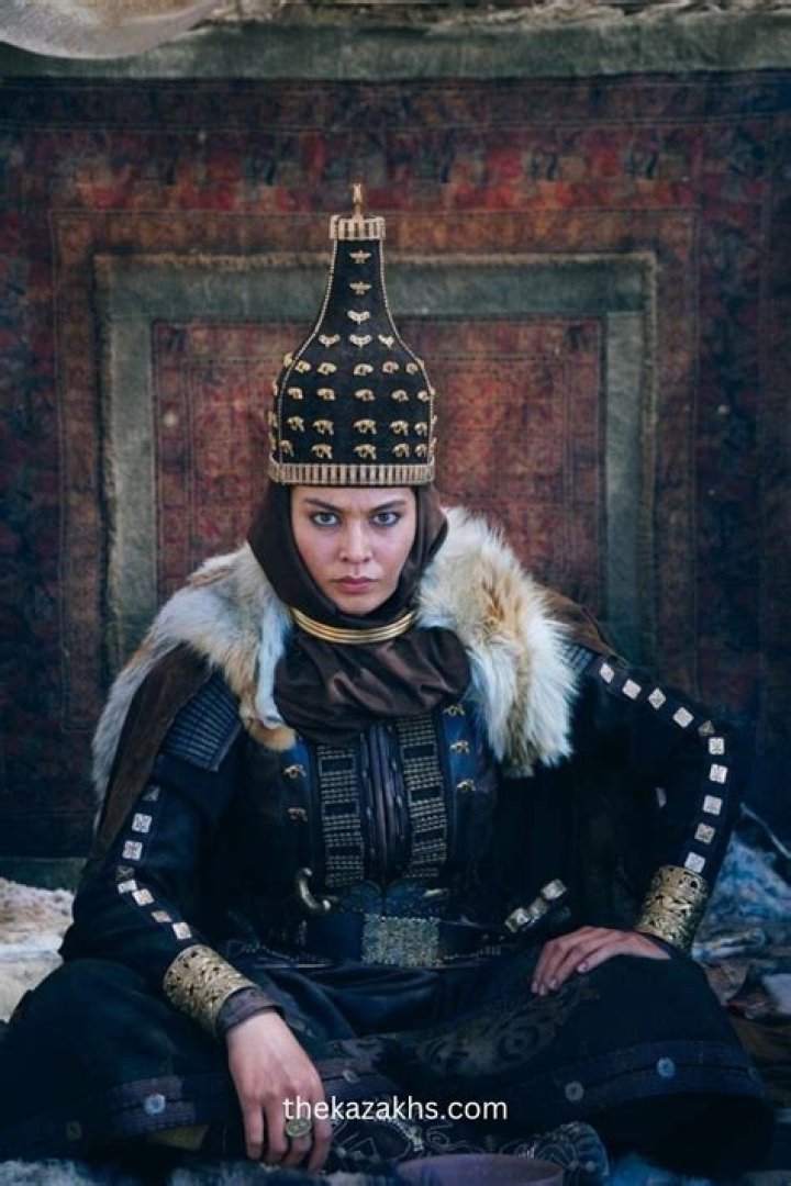 Tomyris Costume