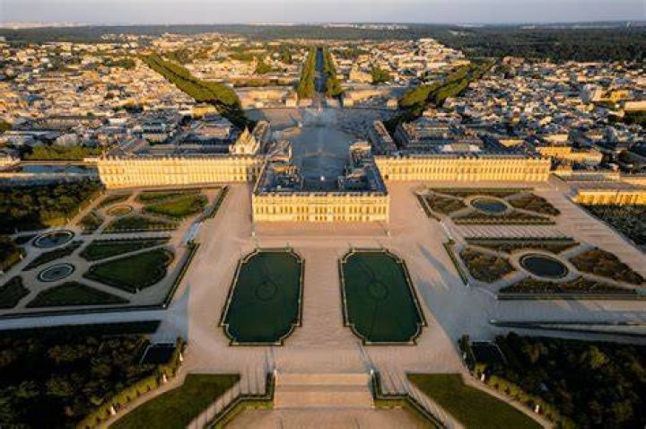 Versailles