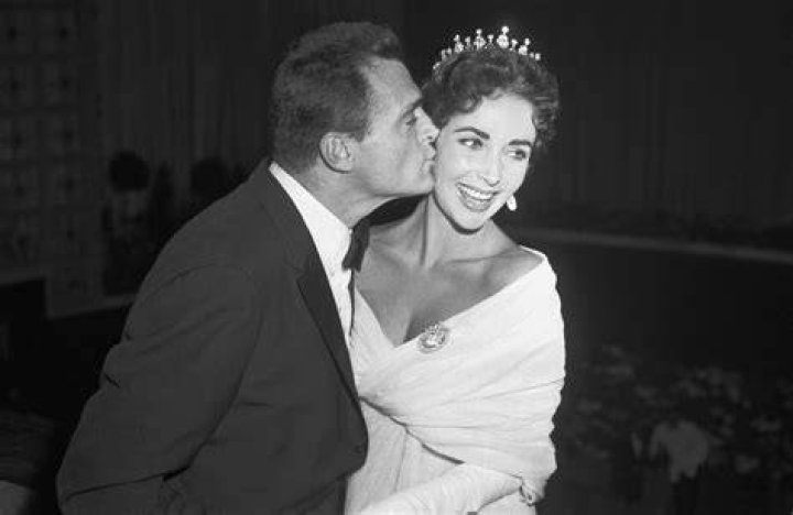 Was Richard Todd married to Elizabeth Taylor?