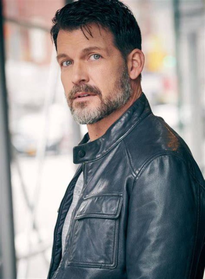 
What is Mark Deklin doing today? Wife, Net Worth, Height, Wiki 