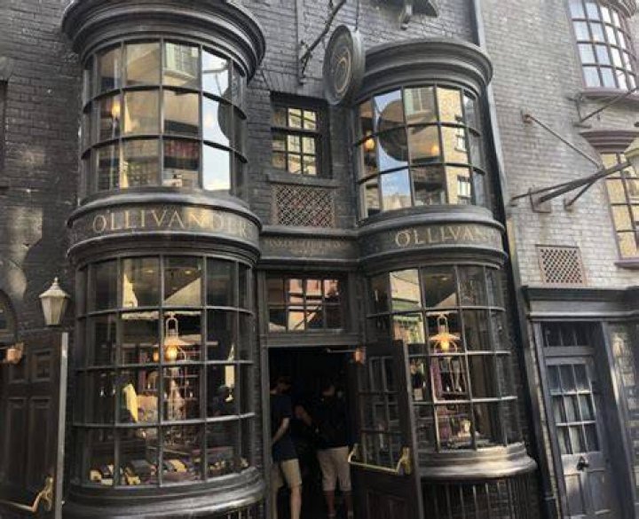 What is Ollivanders first name?