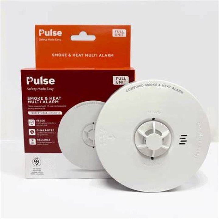 Who has pulse smoke?