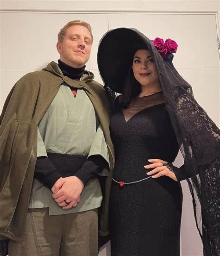 
Who Is Philza Wife Misstrixtin Aka Kristin Watson? 
