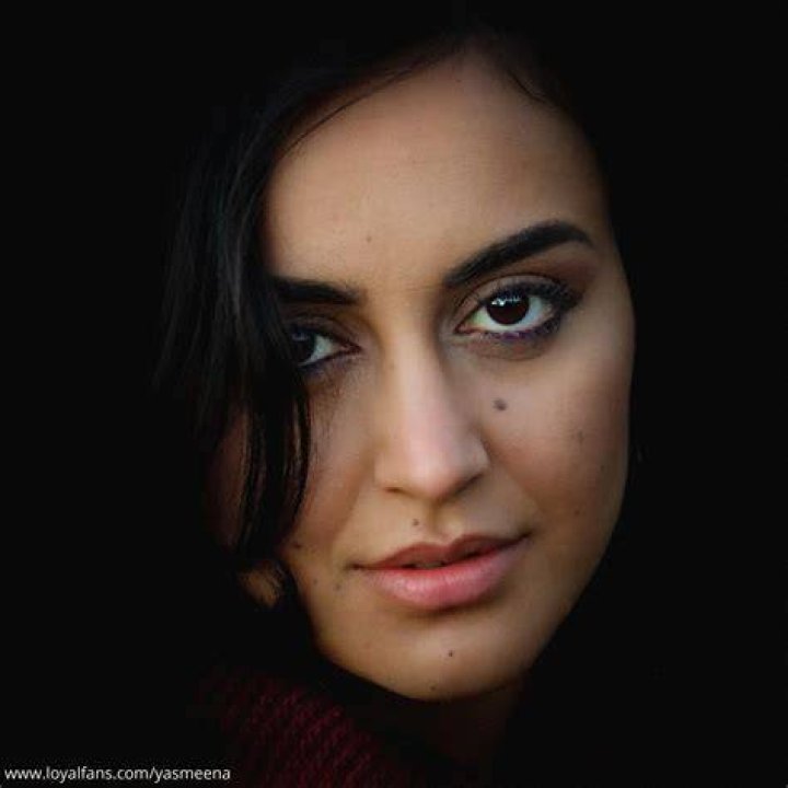 Yasmeena's OnlyFans account